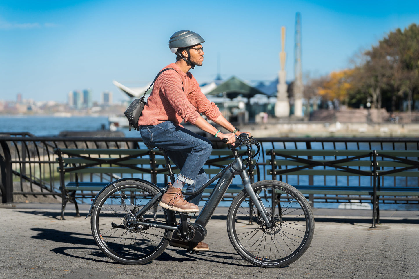 PRIORITY CURRENT plus E-BIKE